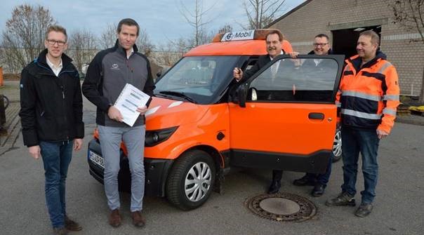 Die Übergabe des ersten Streetscooter an die Stadt Übach-Palenberg ist erfolgt!